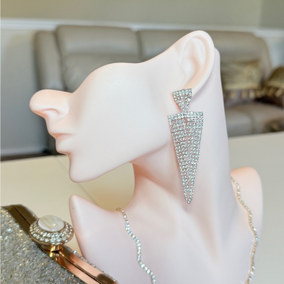 Elegant Rose Gold Drop Earrings - Picture 8 of 8